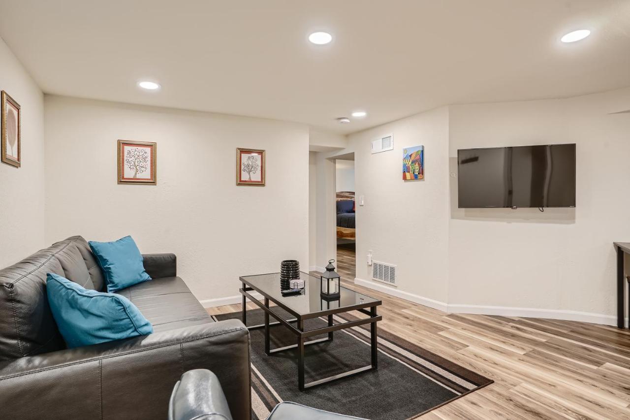 Sloans Lake Getaway - Basement Apartment Near Broncos And Downtown Denver Lakewood Exterior foto